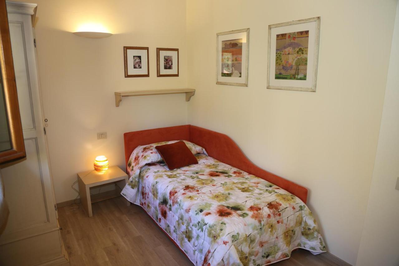 Casa Vacanze Squarcialupi 카스텔리나인키안티 외부 사진