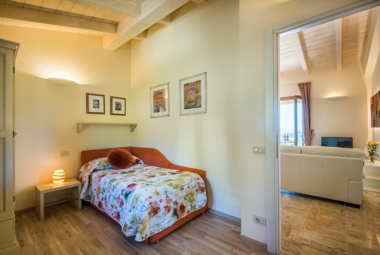 Casa Vacanze Squarcialupi 카스텔리나인키안티 외부 사진